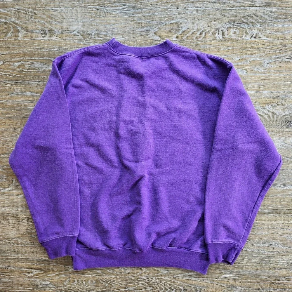 LSU Tigers Crewneck Sweatshirt Purple Adult Medium Embroidered Logo NCAA Fleece
